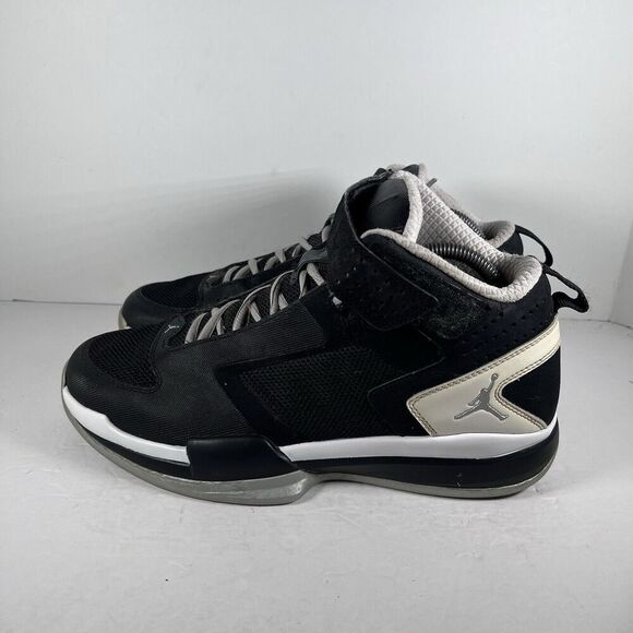 Jordan BCT Mid Black/Silver Lace Up Athletic Shoes Sneakers Men's Size 9 - Picture 3 of 8